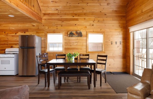 Bethlehem Cabina | Oak Premier: Family Rustic Log Cabin
