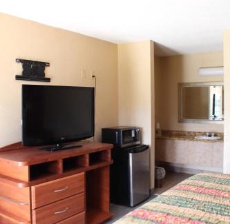 Historic Downtown Kissimmee Hotel | Oak Ridge Inn