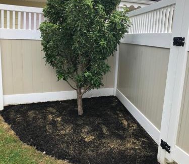 Black Creek Hotel | Oakes Oramel Inn