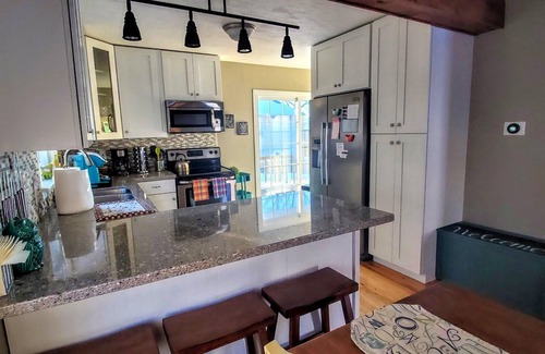 Rochester Casa | ☆ Oakley's Oasis, una casa diseñada por Dharma Dwellings ☆