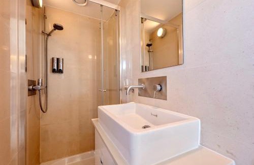 Santarem Casa | OakTree Villa - Heated Big Pool-Quinta da BellaVista