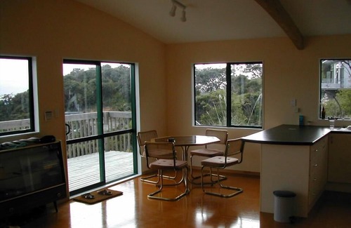 Oakura Casa | Vista de la bahía de Oakura (La Belle Vue)