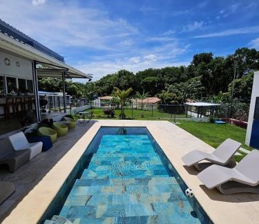 Las Uvas Casa | Oasis Azul Paradise, Casa de Playa con Piscina