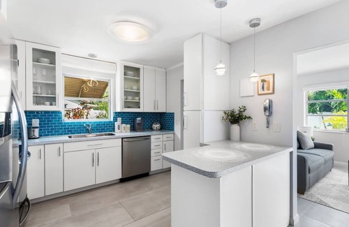 Wilton Manors Casa | Oasis Backyard With Heated Pool Oakland Park