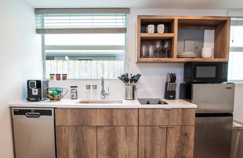 Poinciana Park Hotel | Oasis Boutique Hotel in Fort Lauderdale