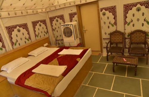 Amar Sagar Pol Complejo | Oasis camp sam