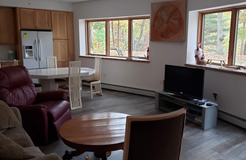 Monroe Township Casa | Oasis en el centro de NJ