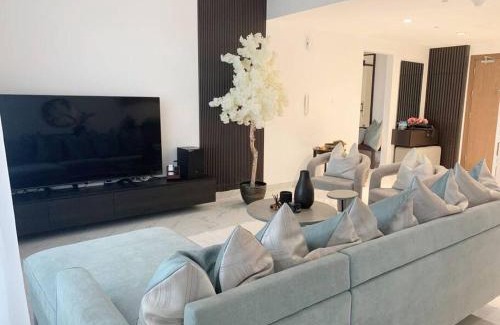 Masdar City Apartamento | Oasis in the Desert