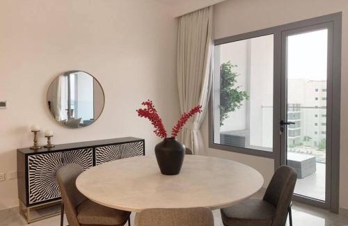 Masdar City Apartamento | Oasis in the Desert