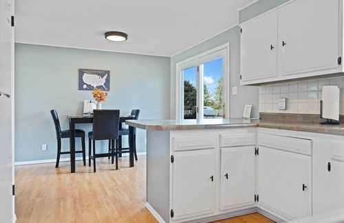 Waterloo Casa | Oasis Near Water/Theme Park with Pool/Hot Tub