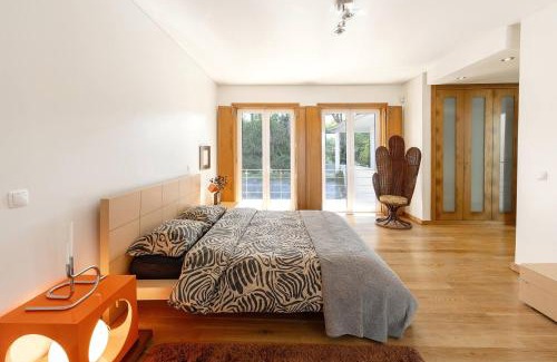 Praia del Rei Casa | Oasis Pool Villa - Praia D'El Rey Golf Resort