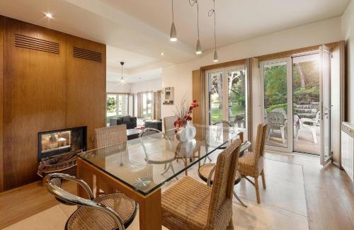 Praia del Rei Casa | Oasis Pool Villa - Praia D'El Rey Golf Resort