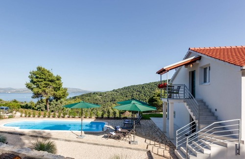 Stomorska Casa | Oaza mira i tišine s prekrasnim pogledom na more.