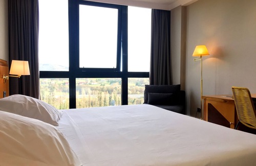 San Lázaro Hotel | Oca Puerta del Camino Hotel