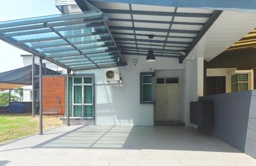 Tanjung Bungah Casa | Ocean 23 Batu Ferringhi Shamrock Beach with Swimming Pool 7 Bedroom 30pax