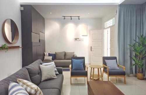 Tanjung Bungah Casa | Ocean 23 Batu Ferringhi Shamrock Beach with Swimming Pool 7 Bedroom 30pax
