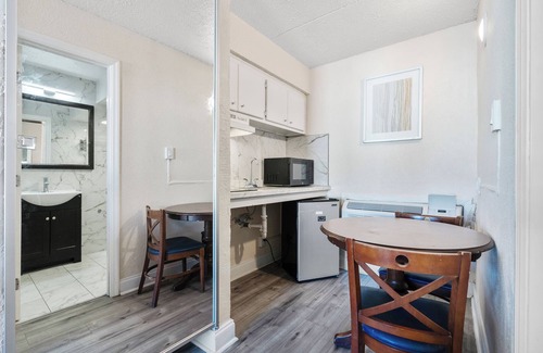 Downtown Myrtle Beach Hotel | Ocean 5 Hotel