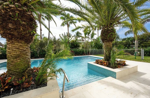 Bay Point Casa | Ocean 9 Villa, Amazing Waterfront, 15 mins away from Duval Street!