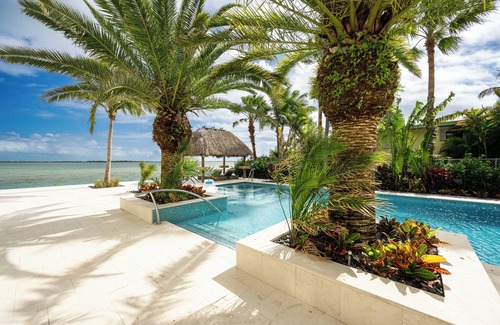 Bay Point Casa | Ocean 9 Villa, Amazing Waterfront, 15 mins away from Duval Street!