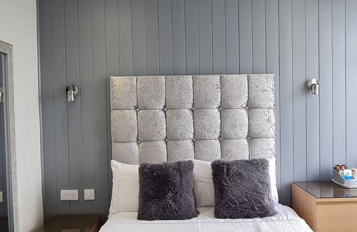 South Shore Hotel | Ocean Bay Hotel