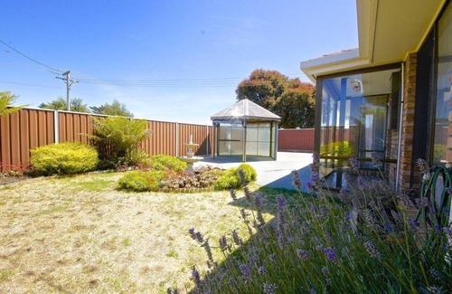 East Devonport Casa | Ocean Beach Villa