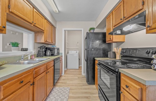 Norfolk Apartamento | Ocean Bliss: Cozy Apartment Retreat in Norfolk D