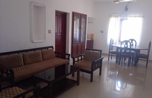 Kuzhuppilly Casa | Ocean blue home stay