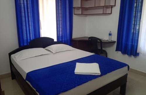 Kuzhuppilly Casa | Ocean blue home stay