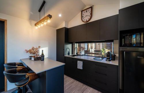 Bicheno Casa | Ocean breeze homestays 1