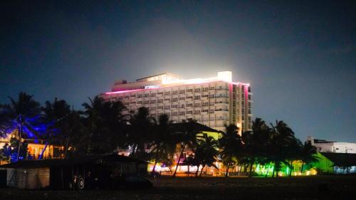 Negombo Apartamento | Ocean Breeze Hotel Residencies Luxury Studio Apartment - Negombo