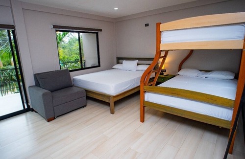 Montañita Hotel | OCEAN DRIVE LODGE MONTAÑITA