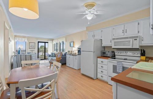 Myrtle Beach Casa | Ocean Forest Villas Oceanfront Unit E210