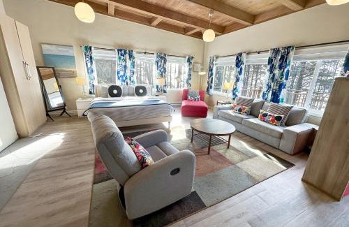 Yachats Apartamento | Ocean Front, Sunrise at Oregon House, Stairs to the Beach!