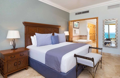 Flamingos Complejo | Ocean Front Villa La Estancia 3-bedroom suite 12/13 - 12/20/2025