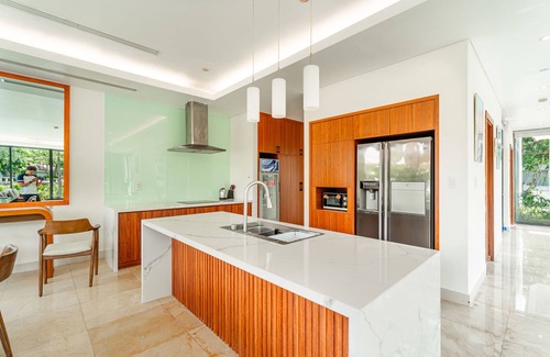 Ngu Hanh Son Villa | Ocean Luxury Villas By Emblemsea