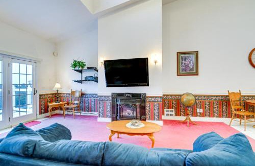 Ocean Shores Apartamento | Ocean Shores Condo Rental with View - Walk to Beach!