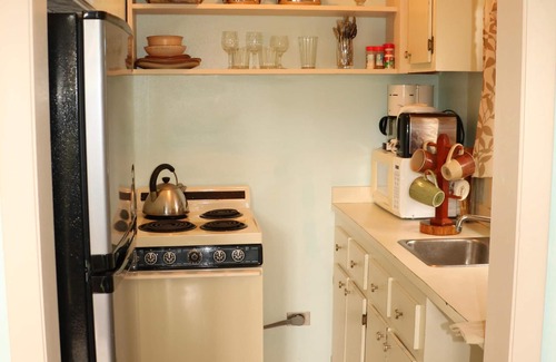 Governor's Harbour Cabaña | Ocean Sounds Cottage - 5 minutos a pie de la playa de Twin Coves