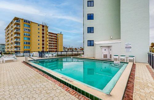 New Smyrna Beach Apartamento | Ocean Trillium Suites 401