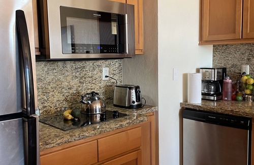 Marina Vallarta Complejo | 1 King BDRM, 2 BAÑOS Suite con vista al mar con balcón privado