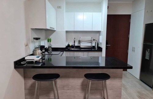Barranco Apartamento | Ocean-view Fresh Equipped Apartment by SweetHome