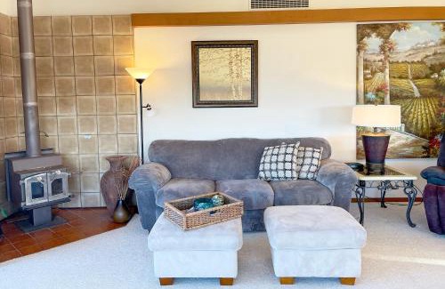 Agate Beach Casa | Ocean View Home in Newport! Short Walk to Sandy Beach! Cliffside Retreat