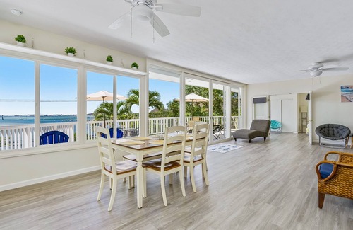 Kaneohe Casa | Ocean-view home with outdoor dining, grill, & W/D - short drive to beaches