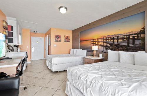 Fort Pierce Hotel | Ocean View Hotel Room with Balcony- 2 Full Beds #24