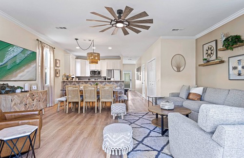 Clipper Cove Casa | Ocean-View Oasis: Pool, Hot Tub & Beach Access