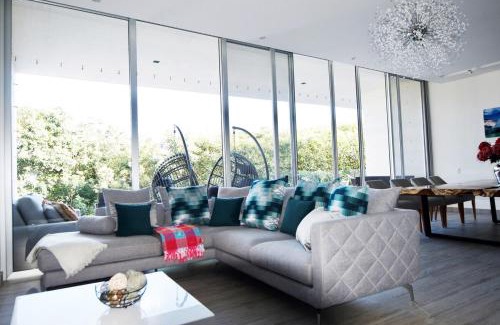 Playacar Apartamento | Ocean View Pool in Exclusive Playacar, En-Suite Rooms