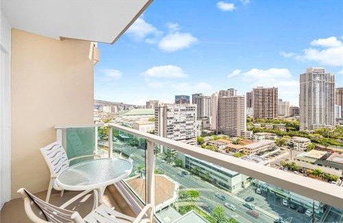 Ala Moana Casa | Ocean View Studio w Balcony 2318