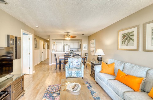 Isle of Palms Villa | Villa con vista al mar en el complejo frente al mar con piscina - ¡a pie de golf, restaurantes y más!