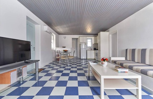 Santa Maria Casa | Ocean Villa in Paros