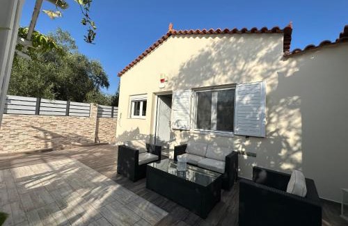 Chalcis Casa | Ocean Waves - Alykes Beach