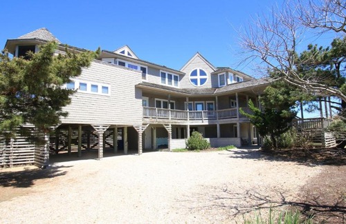 Duck Casa | OCEANFRONT, Amazing Ocean and Sound Views, Scrnd Porch, PM1, Ariel